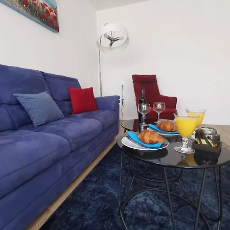 Spacious Apartment Mank3 City Split Exterior photo