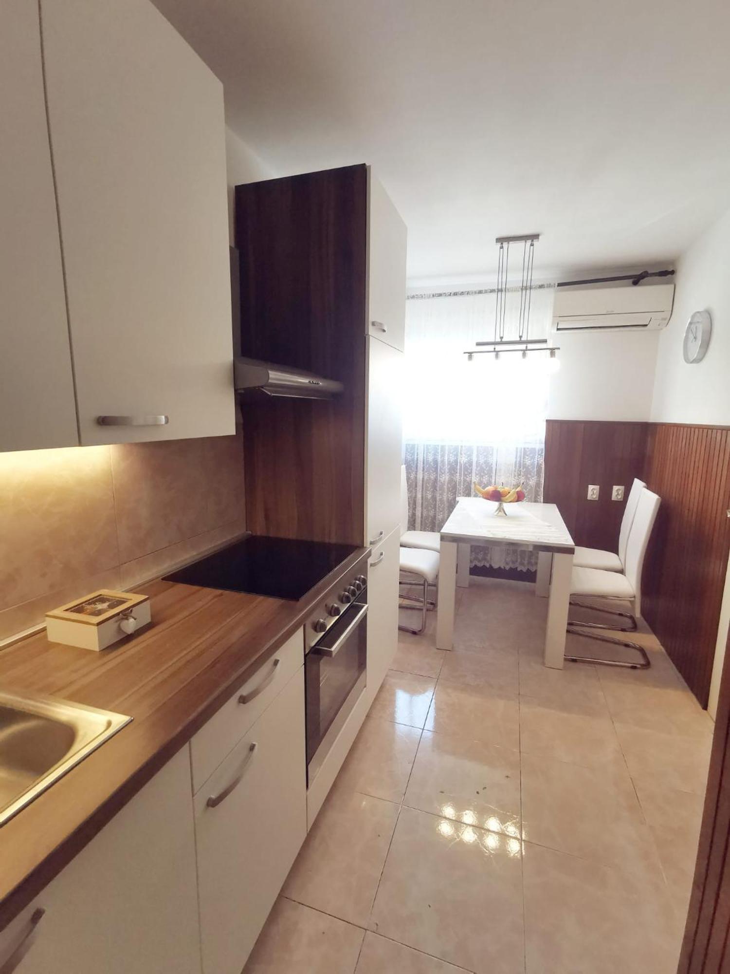 Spacious Mank3 Apartament *
